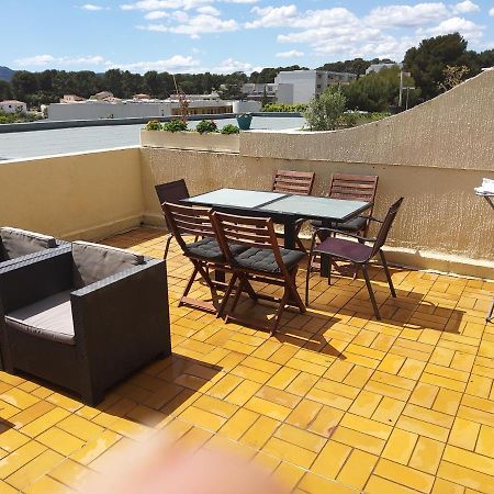 Grand T2 Vue Mer Apartment La Ciotat Exterior photo